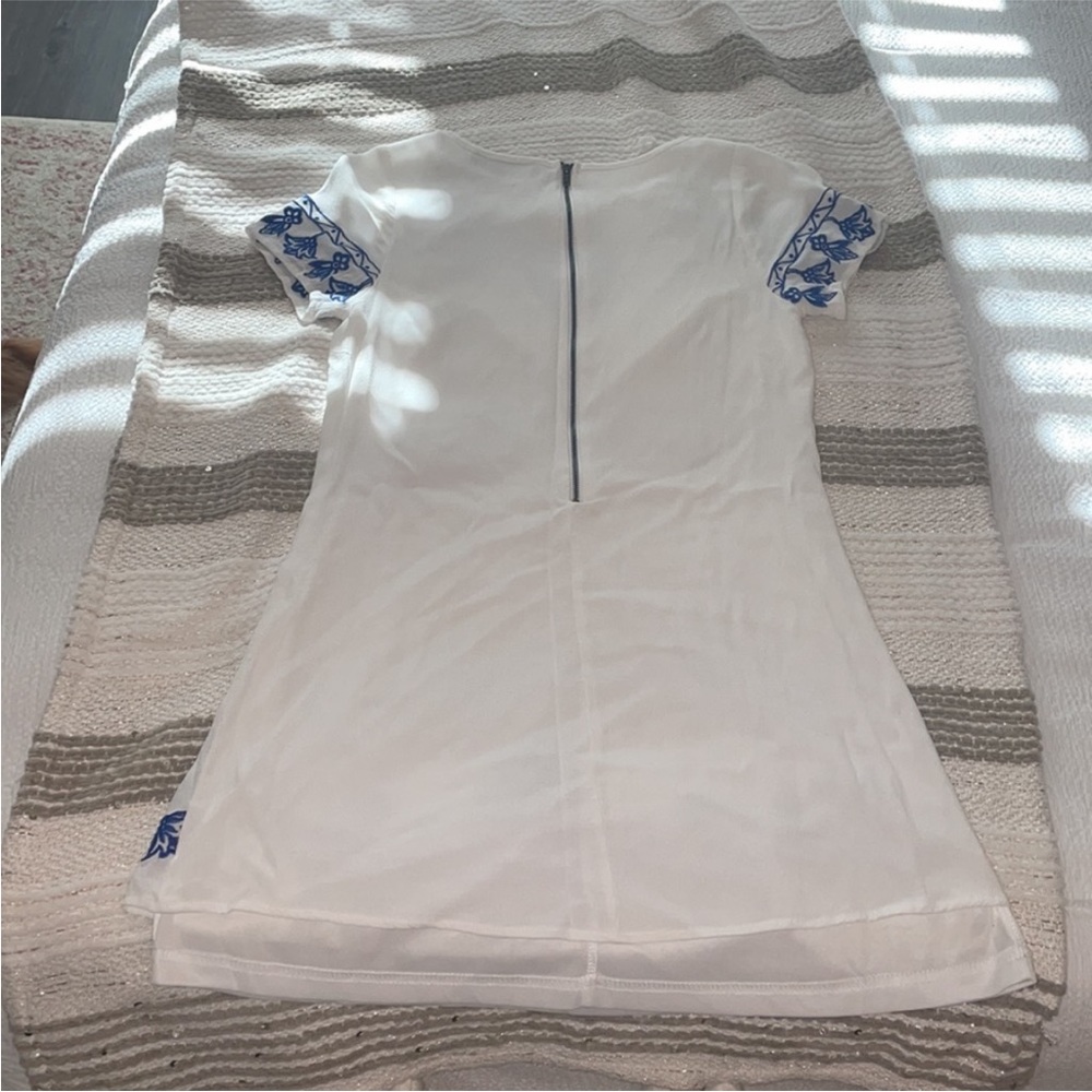 Tale to Tell Blue and Ivory Shift dress - Picture 6 of 6